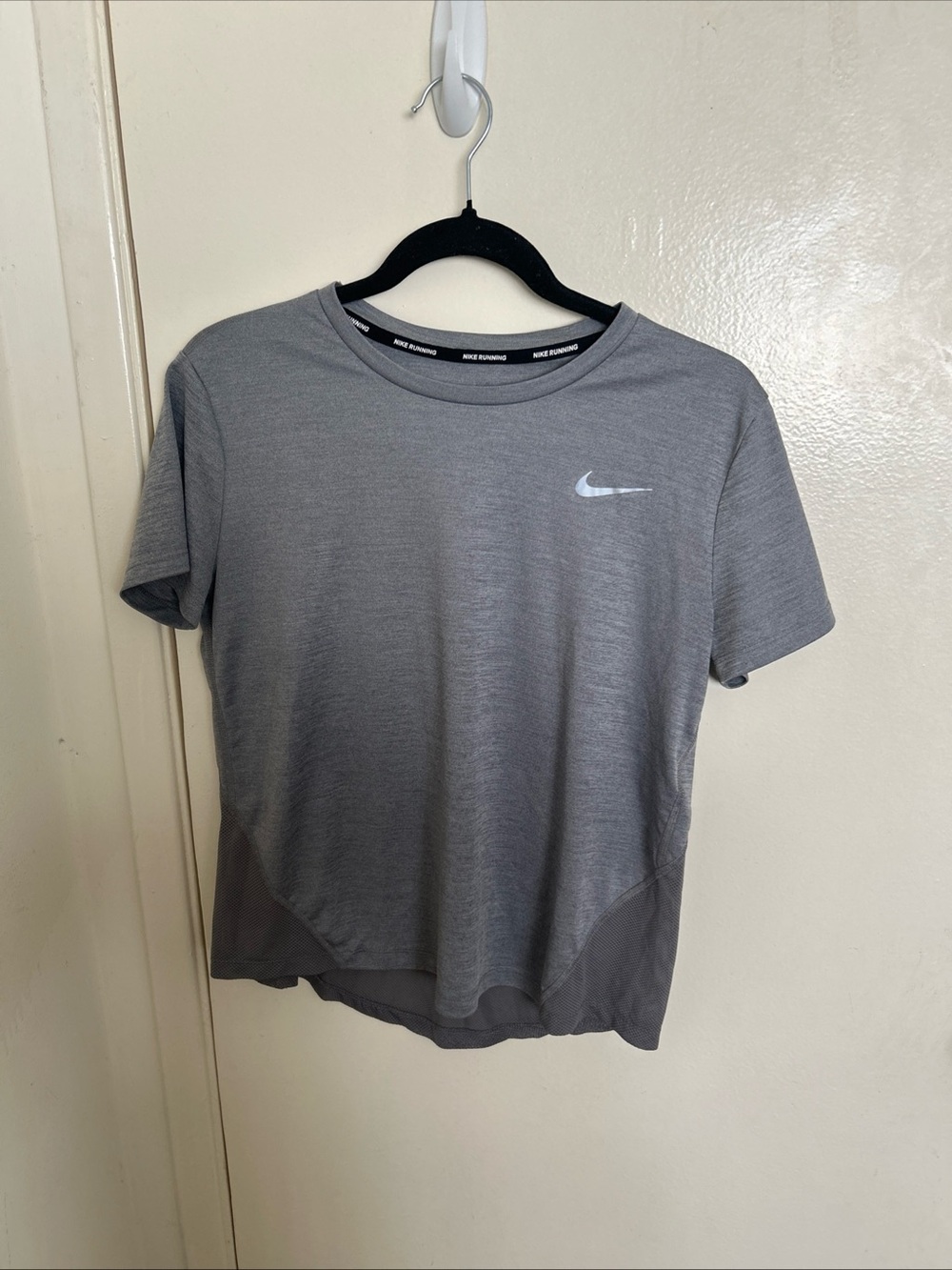 Nike Women's Grey Short-Sleeve Performance Tee with White Swoosh
